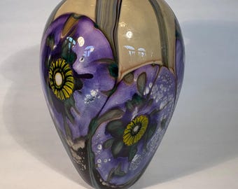 Floral Vase hand blown glass by Robert Eickholt