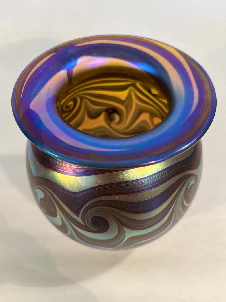King Tut Vase Hand Blown Art Glass by Robert Eickholt - Etsy