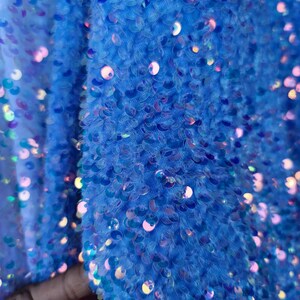 Tissu vendu par mètre Velours pervenche Paillettes irisées Velours extensible brodé Robe de mariée à la mode Vêtements Bal de Noël Bleu