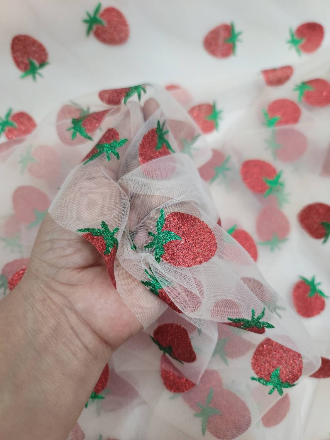 arricraft Strawberry Decorating Lace Trim Ribbons 7.5 Yard ×5/8 Fruit  Style Polyester DIY Ribbon for Sewing Craft Decoration