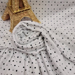 Tissu par mètre Pois noirs Tricot jersey extensible blanc Robe en tissu neuf à la mode Drapée Vêtements Noir et blanc