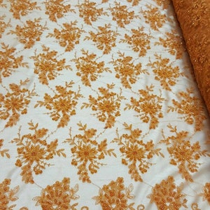 Orange Hand-Perlen-Spitze-Gewebe Verkauft lose Lagerblumen Blumen gestickte doppelte ausgebogte Kleid Quinceamaßa Braut Abend-Kleid-Abschlussball