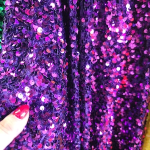 Tissu vendu par mètre Paillettes sur velours extensible Vêtements à paillettes tendance Violet bleu royal vert Paillettes velours pour robe