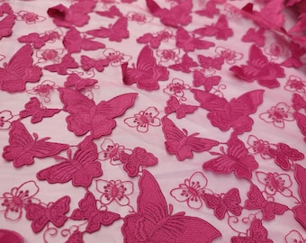 Tessuto venduto tagliato su misura in pizzo fucsia con farfalle 3D ricamate su tessuto alla moda in rete, abito da sera da sposa, abito da quinceañera
