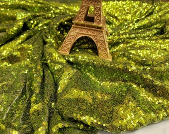 Tessuto di paillettes tagliato su misura Paillettes verde oliva su tessuto elasticizzato in rete per abiti, drappeggi, decorazioni per abbigliamento, sfondo personalizzato, paillettes scintillanti