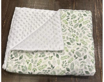 Coperta floreale di eucalipto