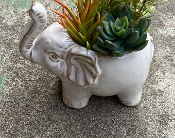 Elephant planter pot with or without faux succulent arrangement