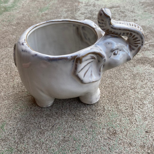 Elephant planter pot