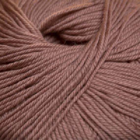 Worsted #4 Red Pink Cascade Superwash 220 Persimmon #1921 sweaters knitting crochet light worsted blankets 100/% merino superwash