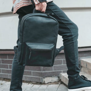 Urban Leather Rucksack, Everyday Leather Backpack for Men, Practical Rucksack for Laptop, Books and Files image 2