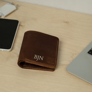 Billetera de cuero personalizada para hombres, billetera de cuero de grano completo, monedero de cuero pequeño para mujer, billetera de cuero bifold para hombre