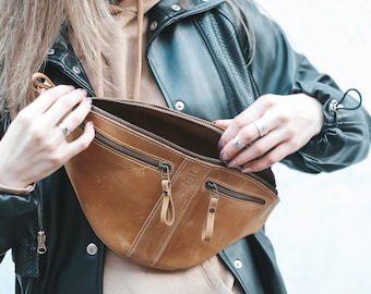 Small Leather Pouch for Women, Leather Fanny Pack and Waist Bag, Small Ladies Leather Bag for Everyday