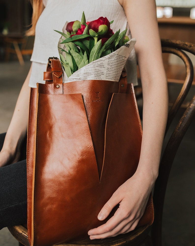 Handmade Brown Leather Handbag, Brown Leather Shoulder Bag Woman, Woman Brown Leather Tote Bag, 3rd Leather Anniversary Gift image 2