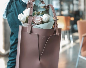 Chalk Bag, Shoulder Holster, Leather Shoulder Holster, Leather Luxury Handbag for Women