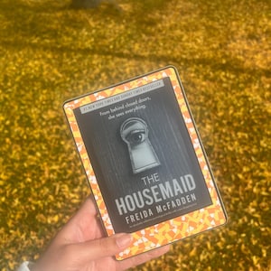 Candy Corn E-Reader Skin, permanent Kindle Paperwhite, adhesive Halloween kindle decal, autumn kindle basic kindle oasis