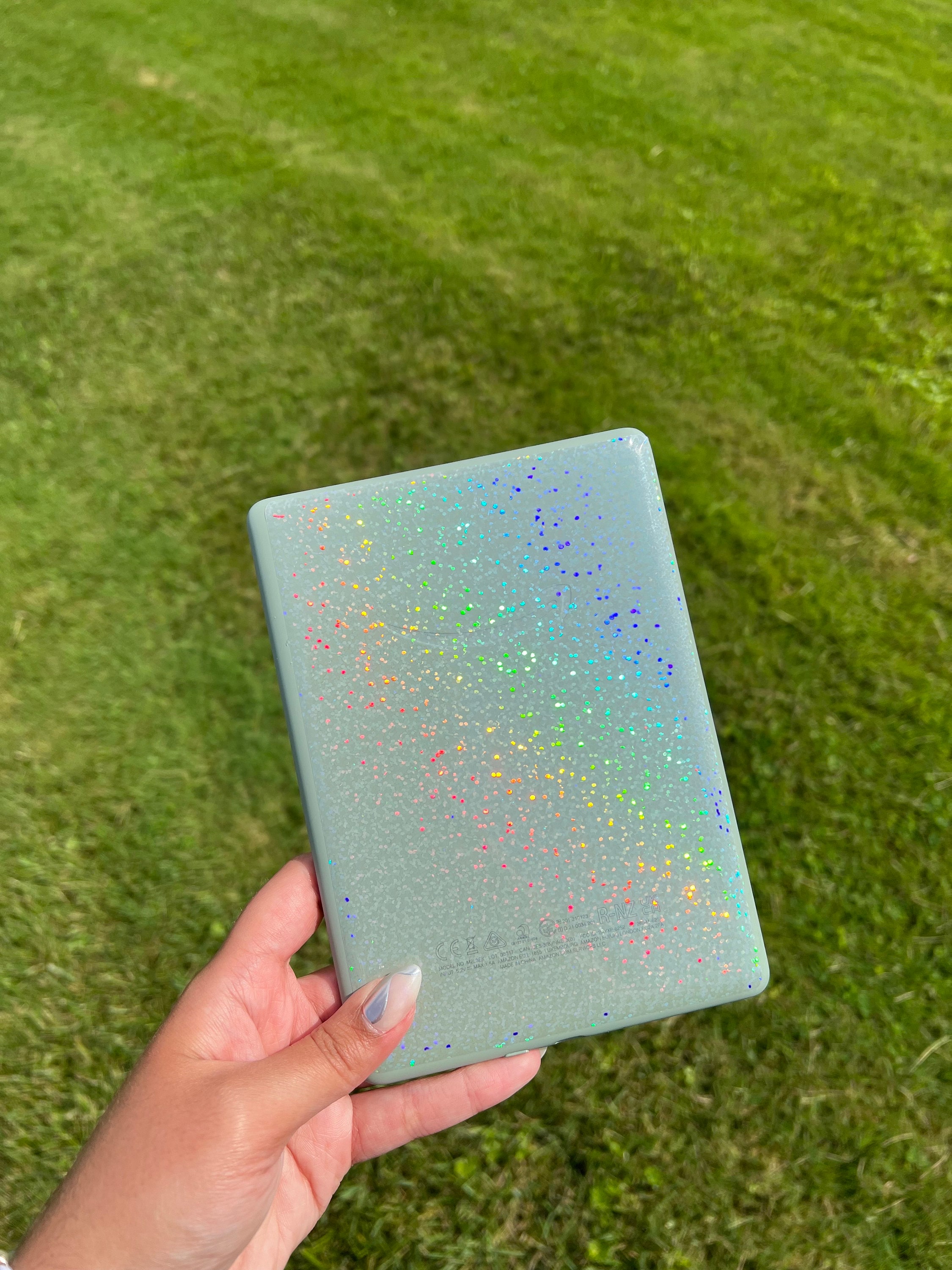 Holographic Sparkle E-Reader Skin, Removable Kindle Paperwhite, adhesive skin holographic kindle decal, sparkly kindle basic, kindle oasis