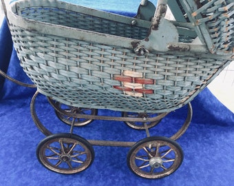 Vintage Baby Carriage for a Doll