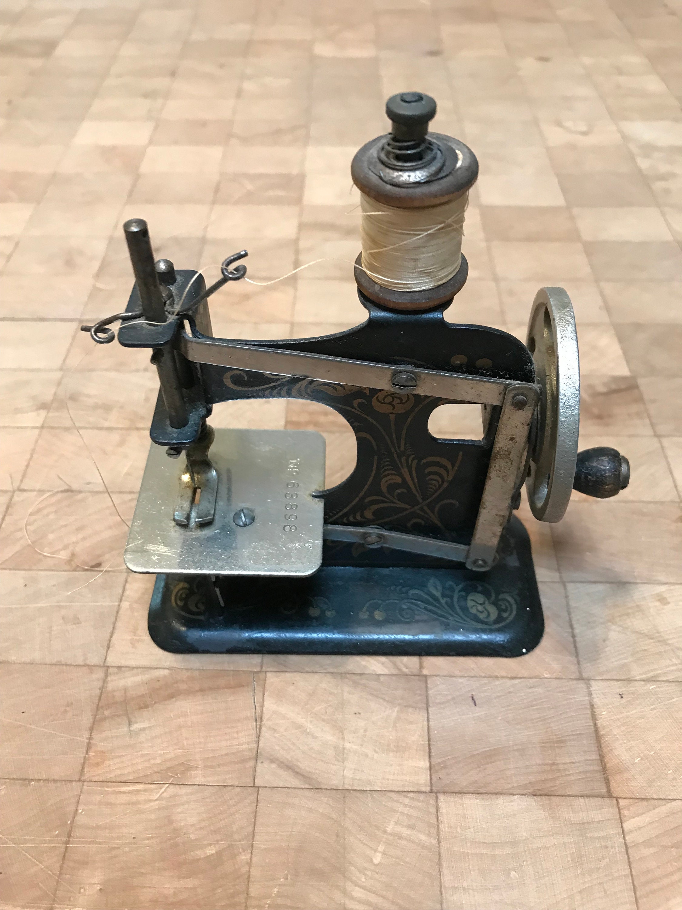 iron sewing machine - Nederland