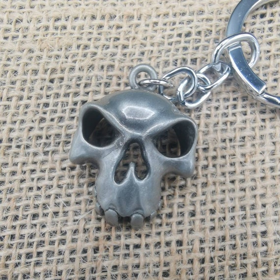Sea of thieves best sale keychain