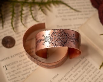 Vegvisir (Wayfinder) Cuff Bracelet, Etched Copper - Norse - Nordic - Viking - Runes - Guide - Witch - Shaman - Spell - Pathfinder - Casting