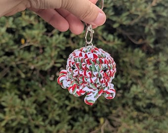 Mini llavero navideño de peluche de pulpo de crochet