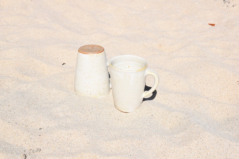 Mug grès blanc / crème artisanal, céramique fait main. image 3