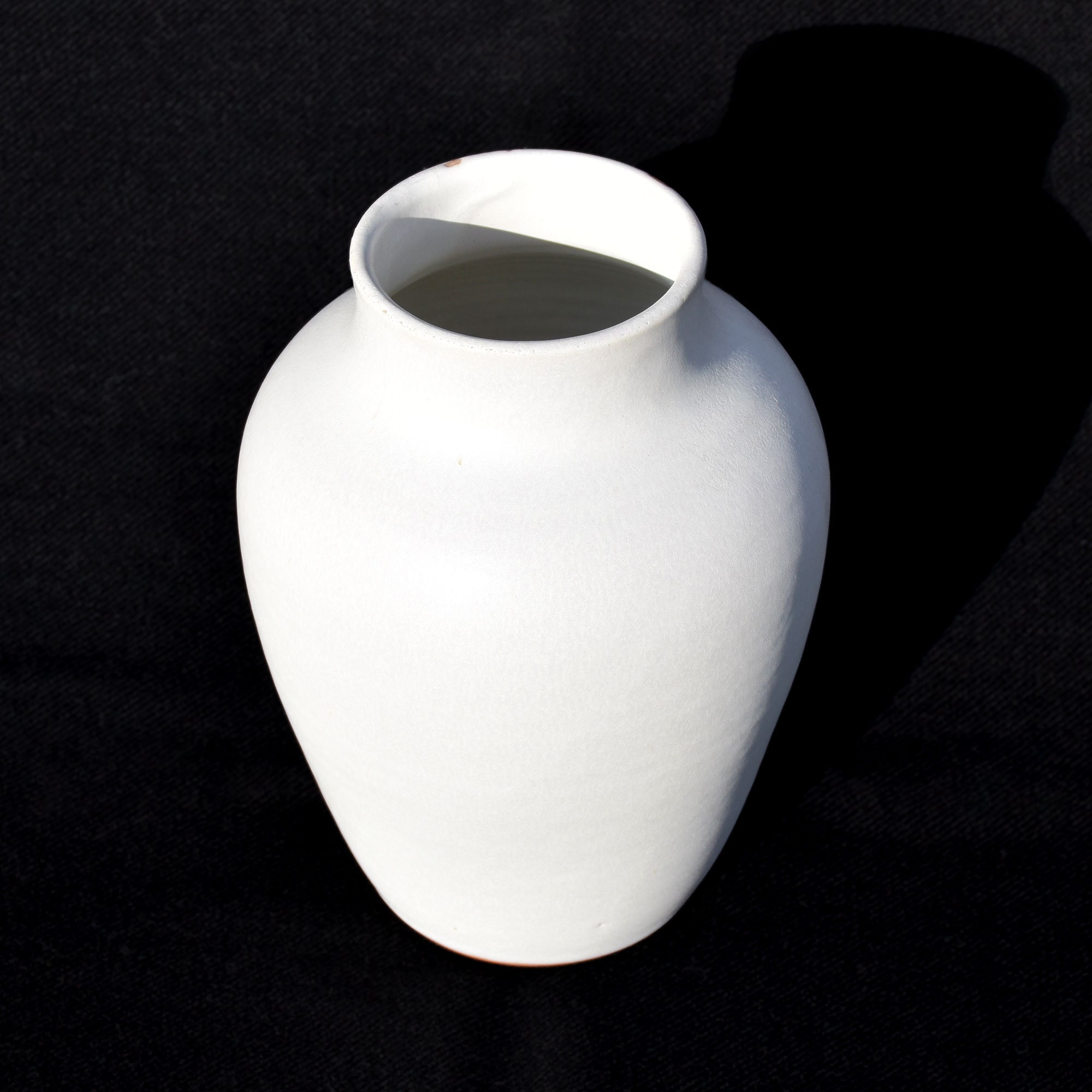 Vase Blanc en grès artisanal — Beyit