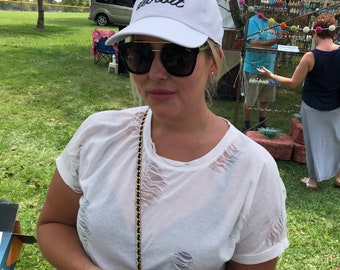 Sombrero de béisbol blanco o negro de Detroit con guión de brillo blanco o negro al frente, Detroit, Sombrero de béisbol unisex personalizado para hombres / mujeres de la ciudad