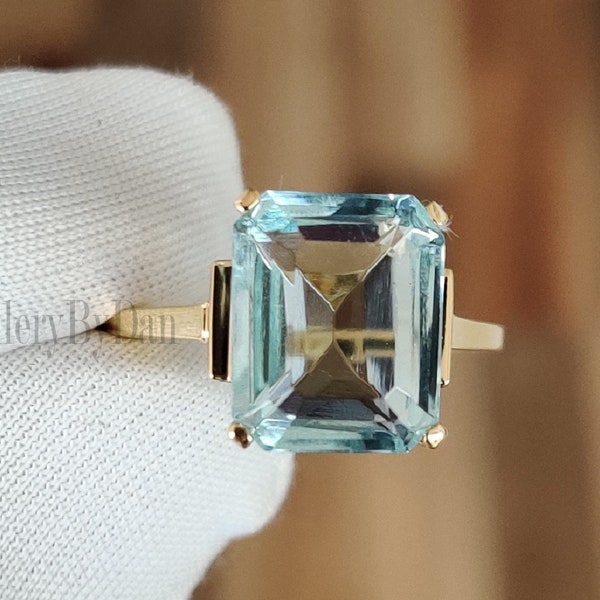4 Ct Emerald cut Aquamarine Engagement Ring, Solid 14K White Gold, Engagement Ring, Solitaire Wedding Ring, Luxury Ring, Dainty Ring, Gifts