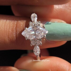 Vintage Marquise Cut Moissanite Engagement Ring, 14K White Gold Cluster Wedding Ring, Dainty Promise Ring, Anniversary Gift for Her