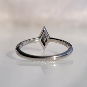 14k-gold-kite-cut-salt-pepper-diamond-bridal-jewelry