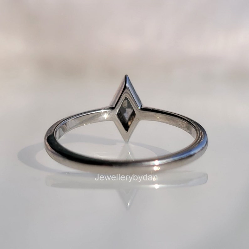 14k-gold-kite-cut-salt-pepper-diamond-bridal-jewelry