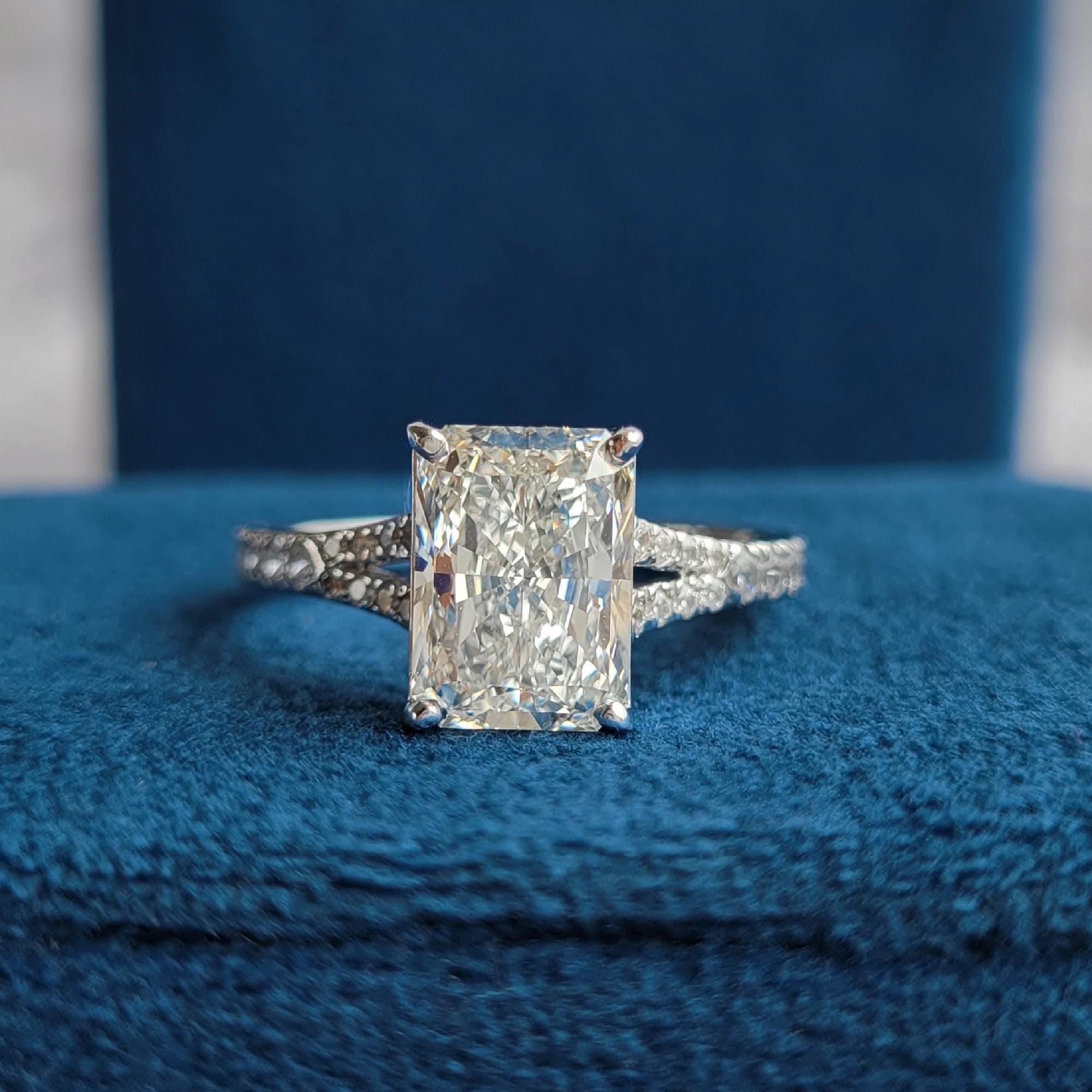2.5 Ct Radiant Cut Moissanite Engagement Ring, Split Shank Diamond Ring ...