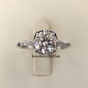 Round Cut Moissanite Engagement Ring, 14K White Gold Vintage Wedding Band, Anniversary Gift for Her