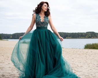 emerald green dress with train Long Off-the-Shoulder Prom Dress with Train