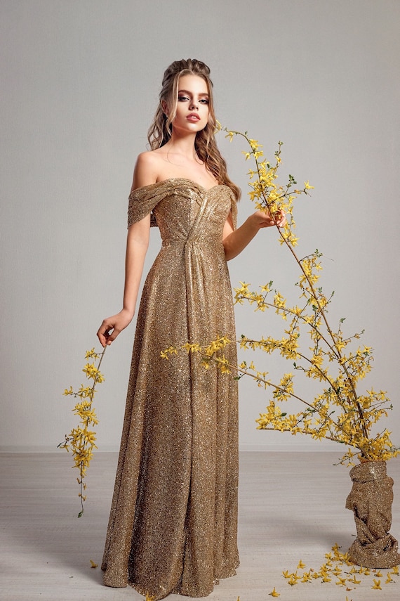 Vestido de fiesta largo de noche dorado brillante. Vestido de - Etsy México Vestido de fiesta largo de noche dorado brillante. Vestido de - Etsy México