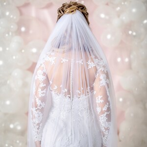 Floor length sheer long wedding veil. Simple short wedding veil. Long drop bridal veil. image 9