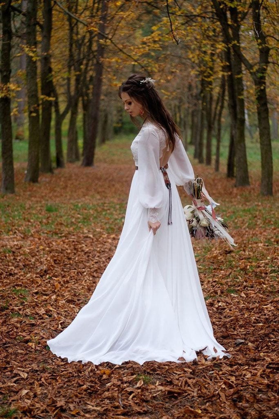 Vestido de novia bohemio color marfil para la Vestido de