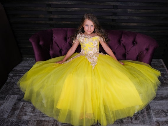 Yellow Belle Princess Flower Girl Tulle and Lace Dress. Pageant