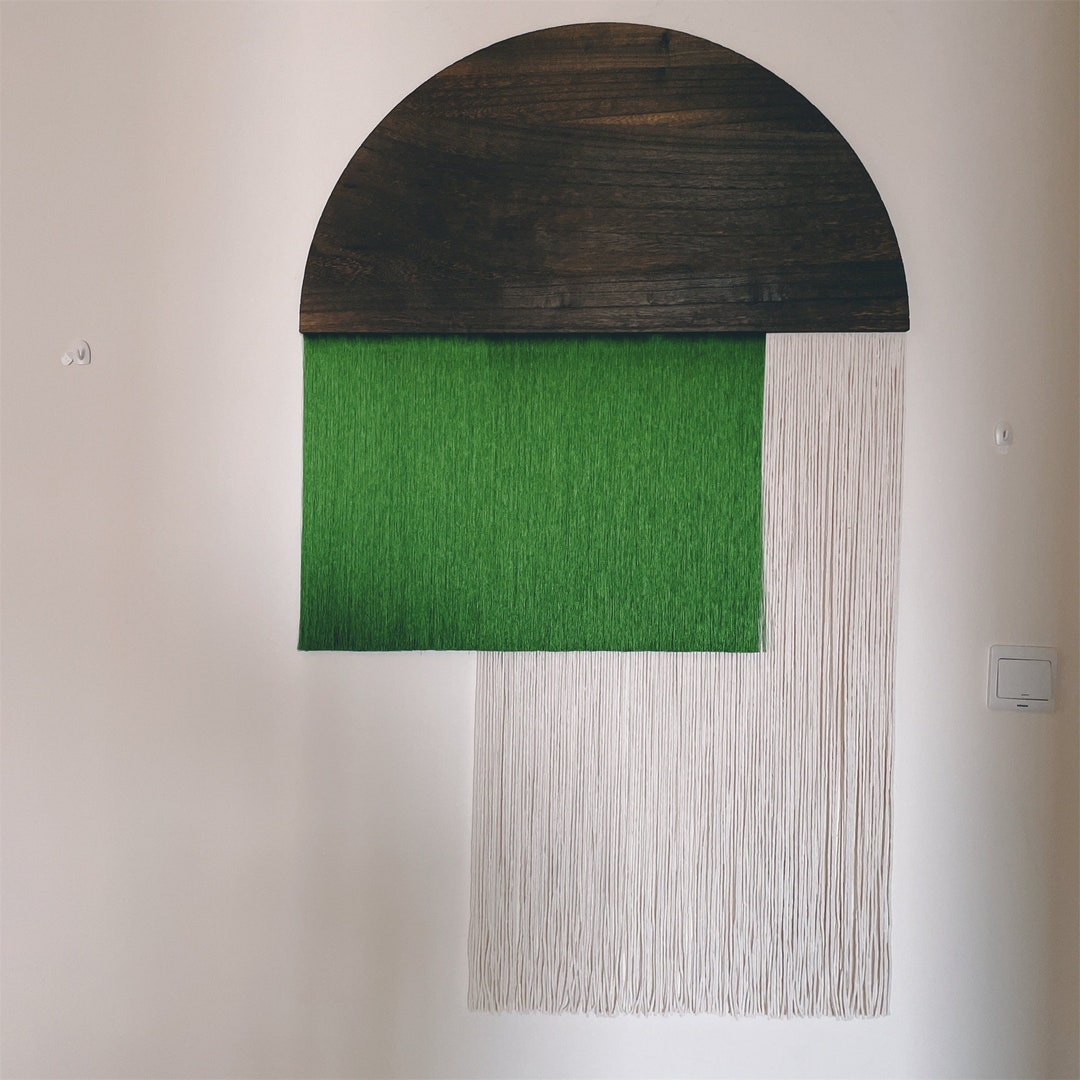 Emerald Green Macrame Wall Hanging, Natural Wood, Woven Wall Tapestry