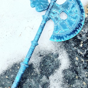 Sub Zeros Ice Axe from Mortal Kombat