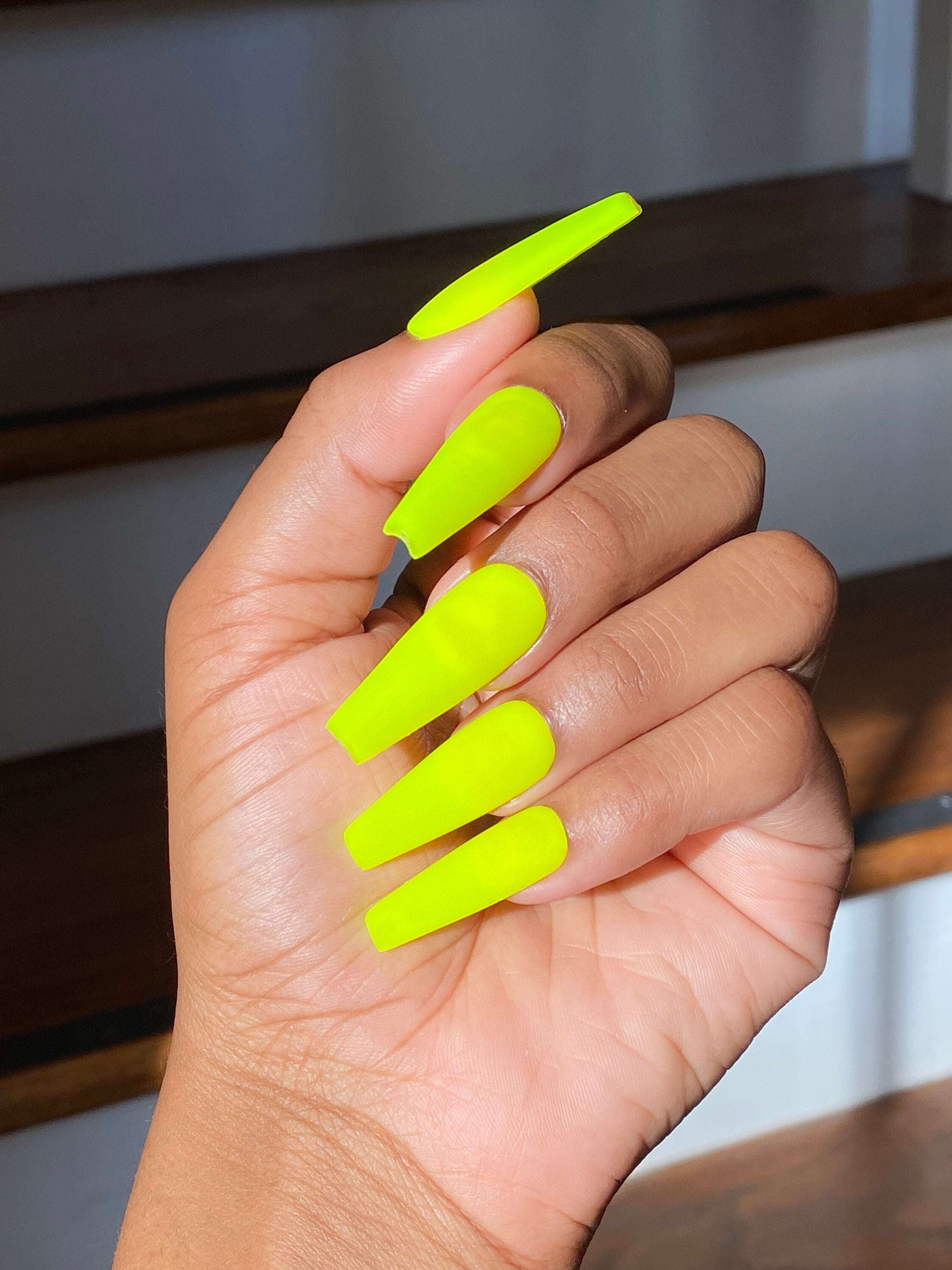 highlighter yellow nail designs