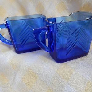 Azucarero y crema Art Deco azul cobalto