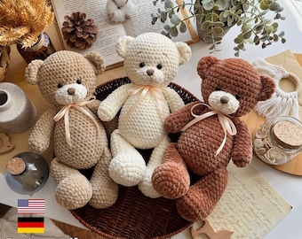 Crochet pattern amigurumi bear in English and German pdf manual.