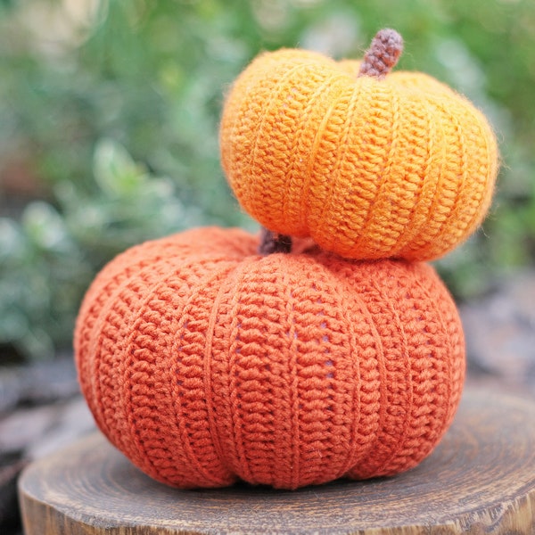 Crochet pumpkin pattern - easy Halloween and Thanksgiving day decor diy - crochet tutorial for beginners