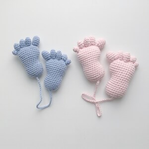 Pied de bébé et tétine au Crochet Parent, faveurs de baptême de bébé, cadeau de douche de bébé bricolage. image 5