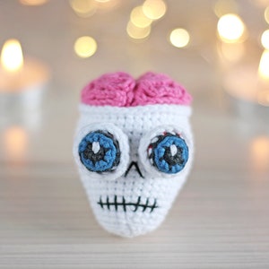 Skull crochet pattern sugar skull pattern easy halloween amigurumi pattern small diy halloween decor image 5