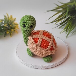 Pumpkin pie turtle crochet pattern, Turtle amigurumi, Pumpkin pie ornament, Crochet cute pattern, Fall crochet pattern image 3