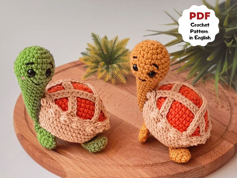 Pumpkin pie turtle crochet pattern, Turtle amigurumi, Pumpkin pie ornament, Crochet cute pattern, Fall crochet pattern image 1