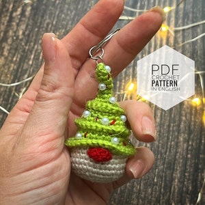 Pattern Christmas Gnome, Crocheted Gnome, Keychain gnome